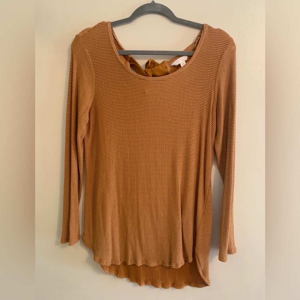 Lauren Conrad long sleeve top